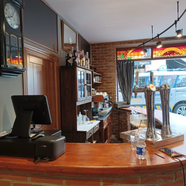 Cafelito interior local